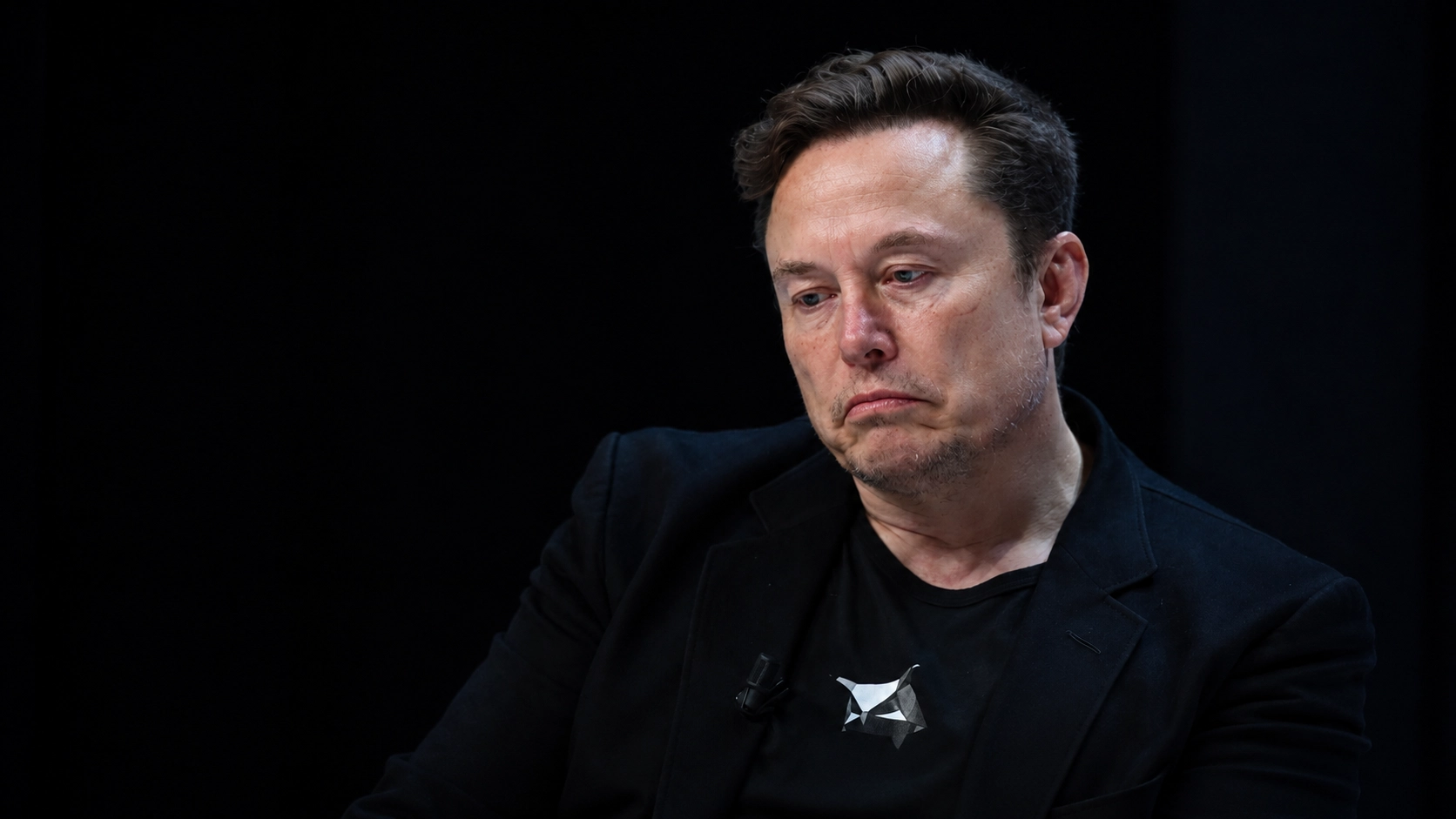 Elon Musk Loses Trillionaire Status as SpaceX and Tesla Shares Fall