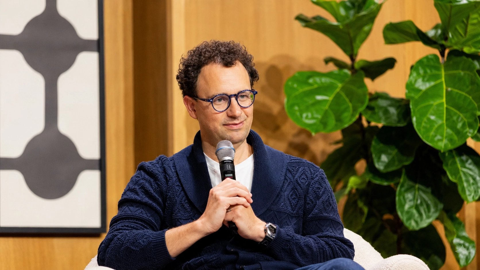 Anthropic Fable Ban Ends as Debate Over AI Oversight Deepens